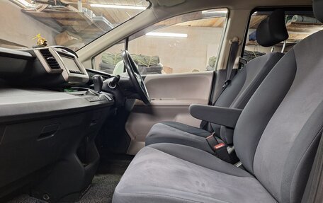 Honda Freed I, 2010 год, 1 070 000 рублей, 16 фотография