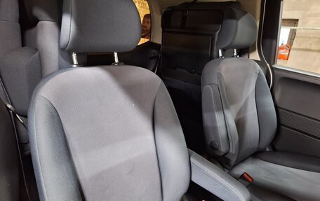 Honda Freed I, 2010 год, 1 070 000 рублей, 34 фотография