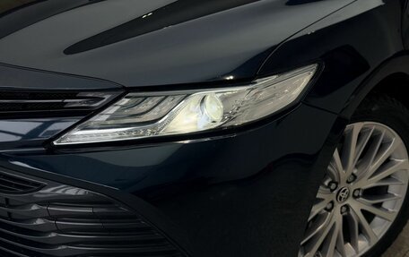 Toyota Camry, 2018 год, 2 500 000 рублей, 2 фотография