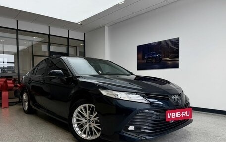 Toyota Camry, 2018 год, 2 500 000 рублей, 4 фотография