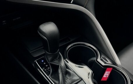 Toyota Camry, 2018 год, 2 500 000 рублей, 17 фотография