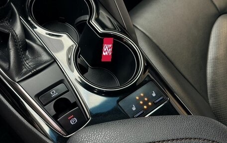 Toyota Camry, 2018 год, 2 500 000 рублей, 18 фотография