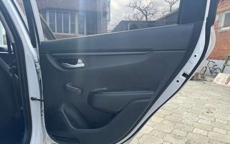 KIA Rio IV, 2021 год, 1 475 000 рублей, 28 фотография