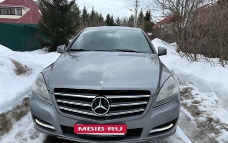 Mercedes-Benz R-Класс, 2011 год, 1 750 000 рублей, 3 фотография