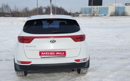 KIA Sportage IV рестайлинг, 2017 год, 1 750 000 рублей, 2 фотография