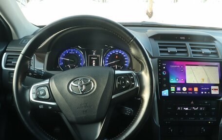 Toyota Camry, 2017 год, 2 256 000 рублей, 16 фотография