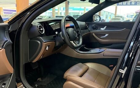 Mercedes-Benz E-Класс, 2022 год, 5 200 000 рублей, 9 фотография