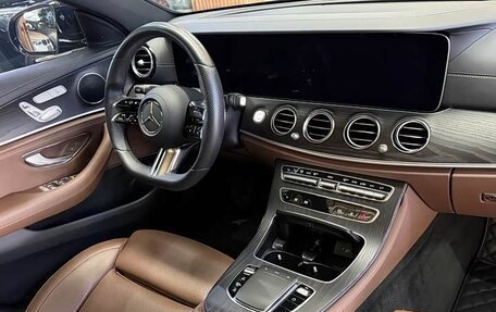 Mercedes-Benz E-Класс, 2022 год, 5 200 000 рублей, 17 фотография