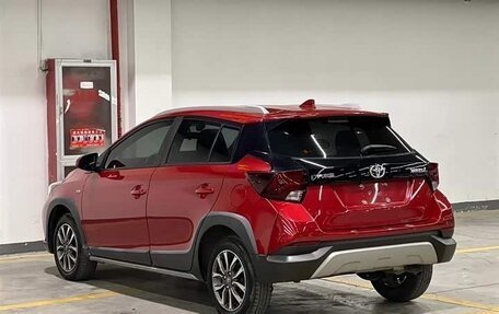 Toyota Yaris XP150 рестайлинг, 2023 год, 1 350 153 рублей, 4 фотография