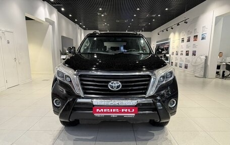 Toyota Land Cruiser Prado 150 рестайлинг 2, 2011 год, 2 553 000 рублей, 2 фотография