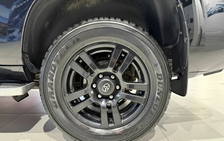 Toyota Land Cruiser Prado 150 рестайлинг 2, 2011 год, 2 553 000 рублей, 20 фотография