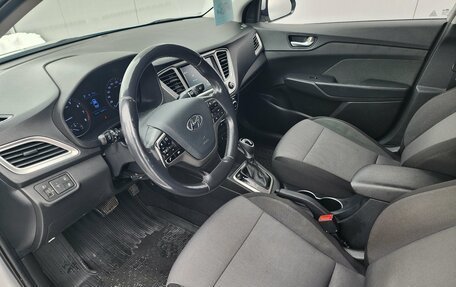 Hyundai Solaris II рестайлинг, 2019 год, 1 345 000 рублей, 10 фотография