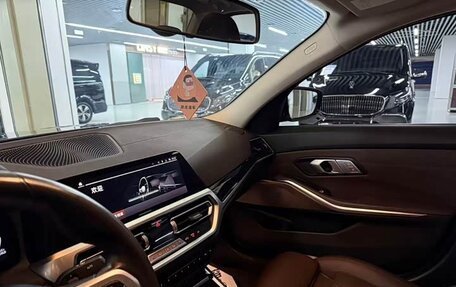 BMW 3 серия, 2022 год, 2 800 000 рублей, 13 фотография