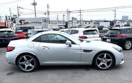 Mercedes-Benz SLC, 2016 год, 1 600 000 рублей, 4 фотография