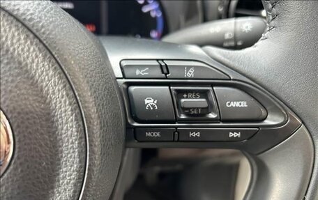 Toyota Yaris Cross, 2021 год, 1 605 153 рублей, 19 фотография