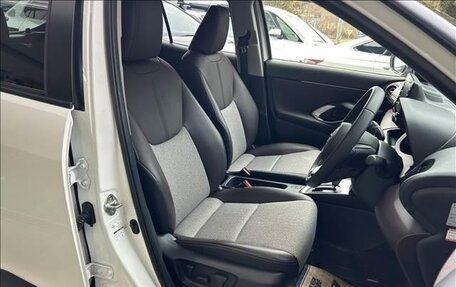 Toyota Yaris Cross, 2021 год, 1 605 153 рублей, 11 фотография