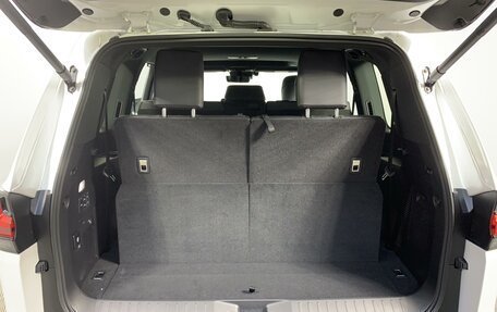 Lexus LX, 2024 год, 21 150 000 рублей, 9 фотография