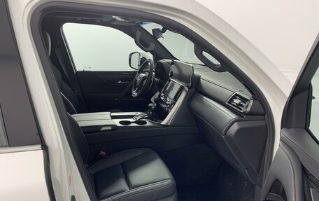 Lexus LX, 2024 год, 21 150 000 рублей, 20 фотография