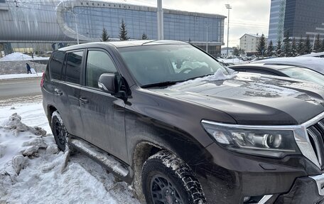Toyota Land Cruiser Prado 150 рестайлинг 2, 2022 год, 6 750 000 рублей, 2 фотография