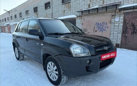 Hyundai Tucson III, 2005 год, 579 000 рублей, 3 фотография