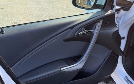 Opel Astra J, 2014 год, 980 000 рублей, 17 фотография