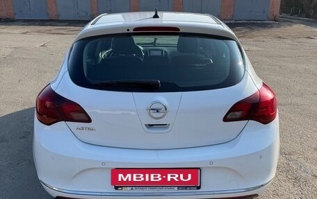Opel Astra J, 2014 год, 980 000 рублей, 4 фотография