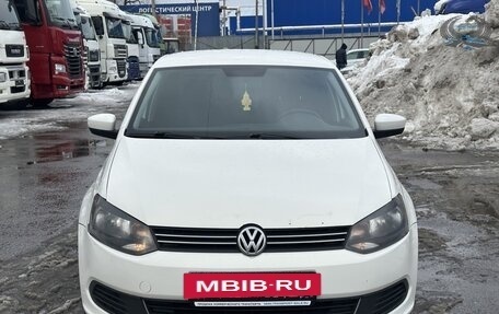 Volkswagen Polo VI (EU Market), 2013 год, 650 000 рублей, 2 фотография