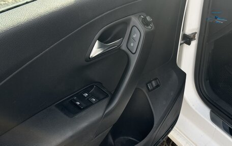 Volkswagen Polo VI (EU Market), 2013 год, 650 000 рублей, 18 фотография