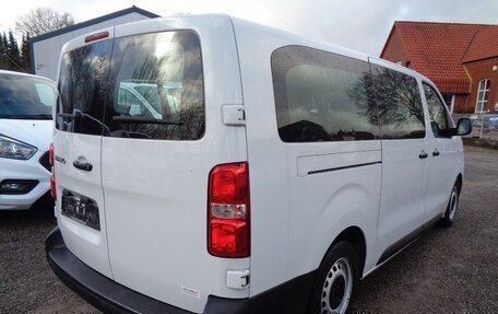 Opel Vivaro, 2022 год, 3 050 000 рублей, 4 фотография