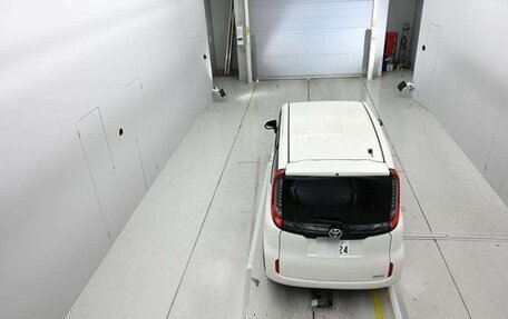 Toyota Sienta, 2022 год, 1 348 000 рублей, 5 фотография