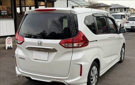 Honda Freed II, 2022 год, 1 243 000 рублей, 5 фотография