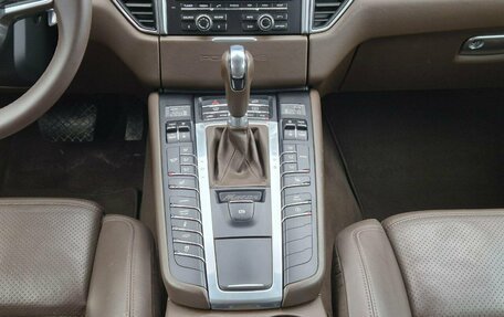 Porsche Macan I рестайлинг, 2015 год, 2 980 000 рублей, 11 фотография