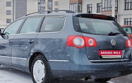 Volkswagen Passat B6, 2010 год, 610 000 рублей, 2 фотография