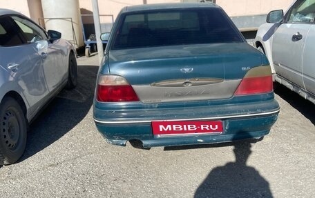 Daewoo Nexia I рестайлинг, 2004 год, 90 000 рублей, 3 фотография