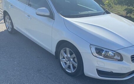 Volvo V60 I, 2013 год, 1 050 000 рублей, 2 фотография