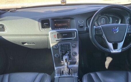 Volvo V60 I, 2013 год, 1 050 000 рублей, 10 фотография