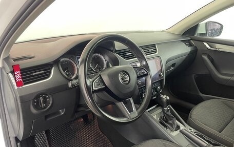 Skoda Octavia, 2018 год, 1 370 000 рублей, 8 фотография