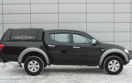 Mitsubishi L200 IV рестайлинг, 2014 год, 1 218 000 рублей, 4 фотография