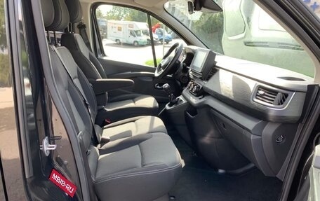 Nissan NV300, 2021 год, 3 530 000 рублей, 8 фотография