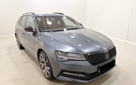 Skoda Superb III рестайлинг, 2021 год, 3 200 000 рублей, 7 фотография