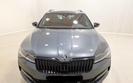 Skoda Superb III рестайлинг, 2021 год, 3 200 000 рублей, 8 фотография