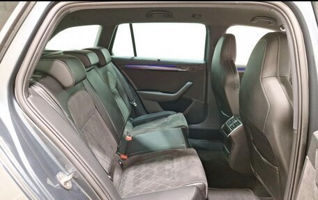 Skoda Superb III рестайлинг, 2021 год, 3 200 000 рублей, 12 фотография