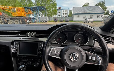 Volkswagen Passat B8 рестайлинг, 2015 год, 1 950 000 рублей, 19 фотография