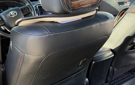Toyota Hilux VIII, 2018 год, 2 800 000 рублей, 2 фотография