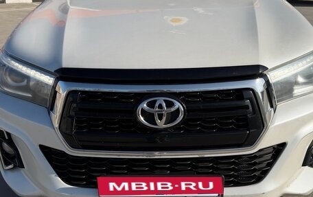Toyota Hilux VIII, 2018 год, 2 800 000 рублей, 13 фотография