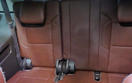 Chevrolet Tahoe IV, 2019 год, 4 700 000 рублей, 7 фотография