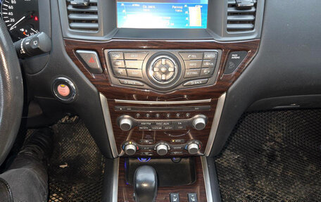 Nissan Pathfinder, 2015 год, 1 950 000 рублей, 7 фотография