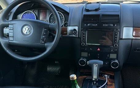 Volkswagen Touareg III, 2007 год, 1 000 000 рублей, 6 фотография