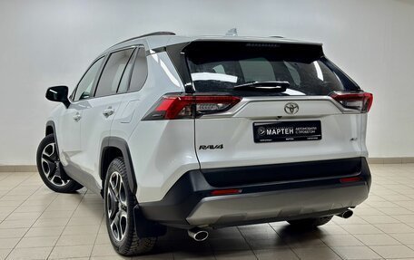 Toyota RAV4, 2022 год, 4 169 000 рублей, 4 фотография