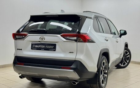 Toyota RAV4, 2022 год, 4 169 000 рублей, 6 фотография